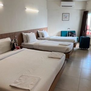 Ac Suite Room